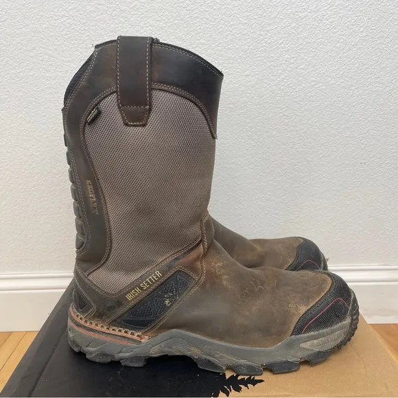 Irish Setter Crosby 11-inch Waterproof Leather Safety Toe Boots Size 13 E2