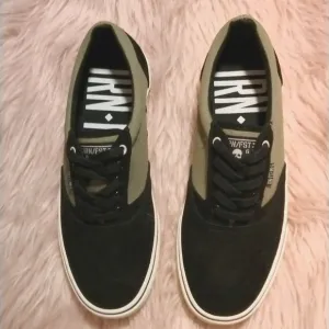 IRON FIST SIMSOLE SIZE 7 MENS SIZE 9 WOMENS UNISEX NEW WITHOUT BOX