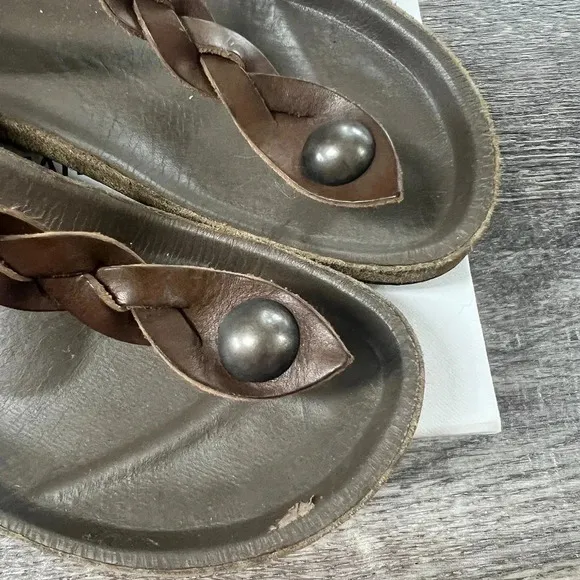 Isabel Marant Brook Braided Leather Sandal 39 / 9
