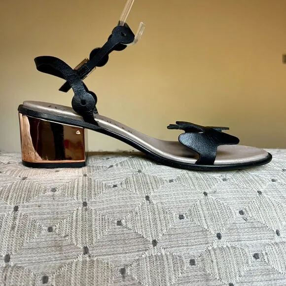 Ivy Kirzhner NY Lala Black Leather w/ Rose Gold Block Heel Sandal 38.5 US 8 - 8.