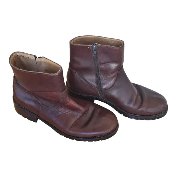 J. Crew Made in Italy Chelsea Leather Boots Zippered Ankle Roomy Toe Brown 8