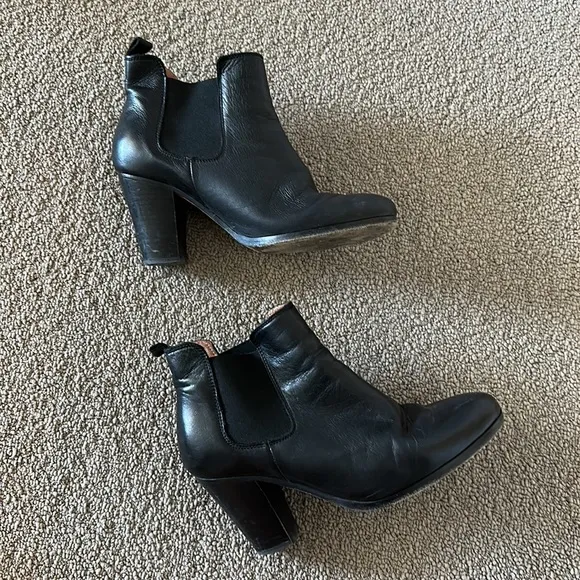 Jack Wills Barcombe leather Chelsea boot stacked heel chunky ankle bootie boots