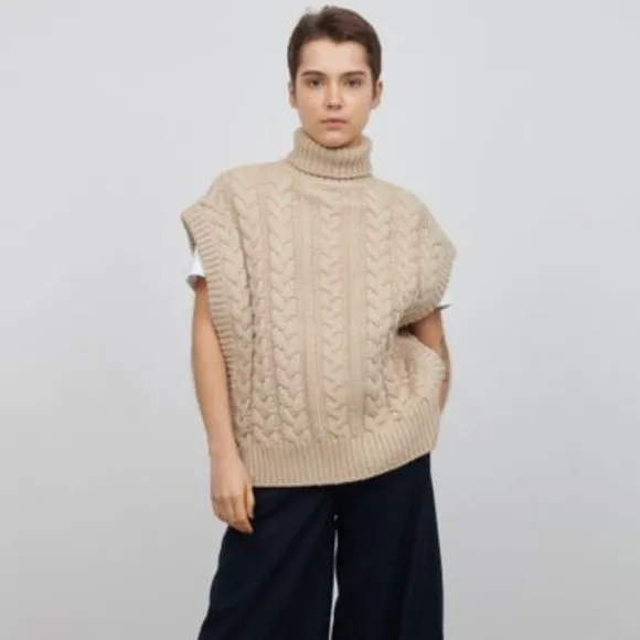 JAKKE Sade Chunky Sweater – NEW