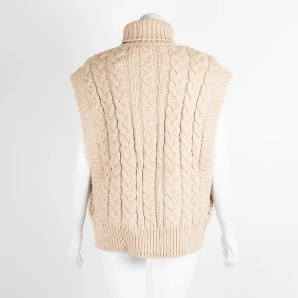 JAKKE Sade Chunky Sweater – NEW