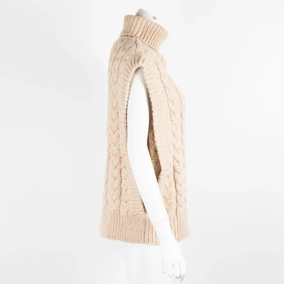 JAKKE Sade Chunky Sweater – NEW