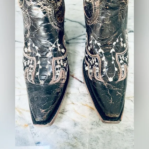 JB Dillon cowboy boots -dark brown/ cream stitching detail size 6.5 - 🤠
