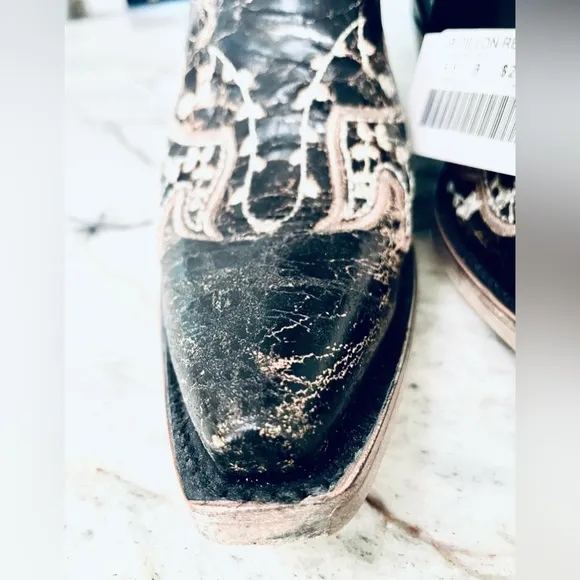 JB Dillon cowboy boots -dark brown/ cream stitching detail size 6.5 - 🤠