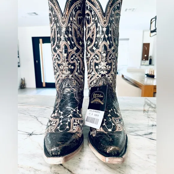 JB Dillon cowboy boots -dark brown/ cream stitching detail size 6.5 - 🤠