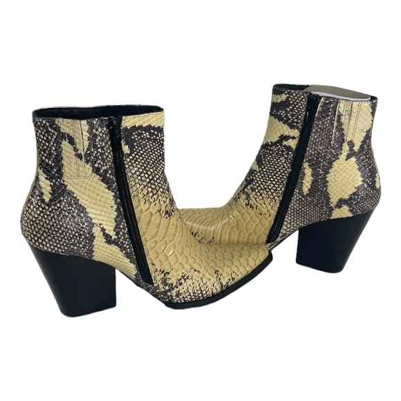 JEFFREY CAMPBELL • Flynn Snake‎ Leather Ankle Boots • 6
