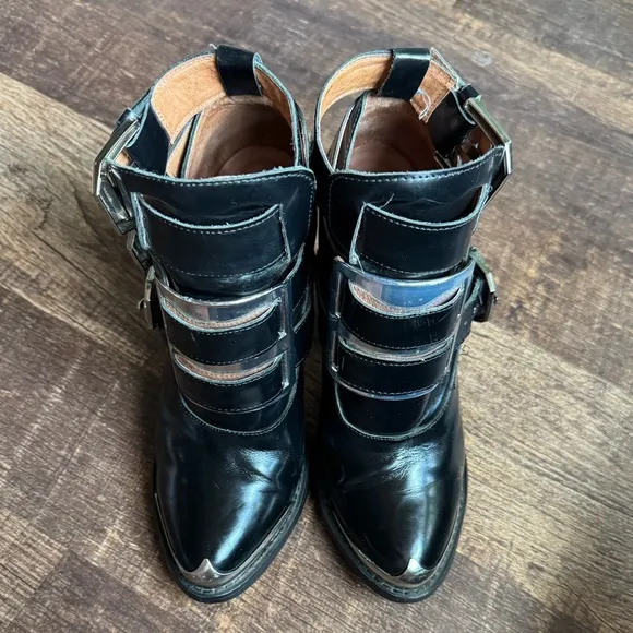 Jeffrey Campbell RARE Hyatt Bootie with Buckles in Black/Silver Ankle Heels 6.5