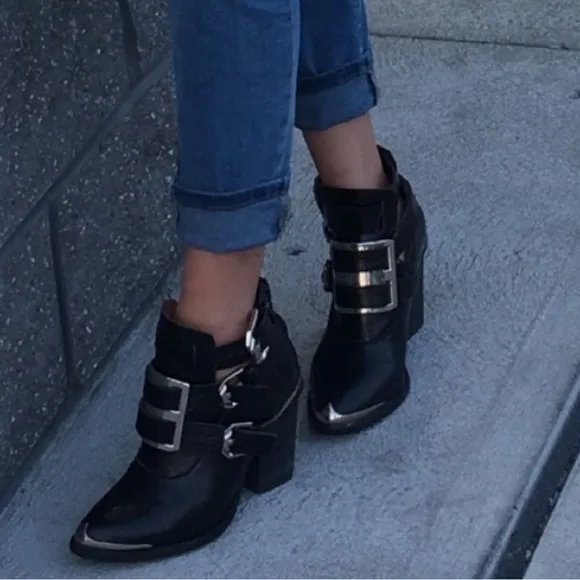 Jeffrey Campbell RARE Hyatt Bootie with Buckles in Black/Silver Ankle Heels 6.5