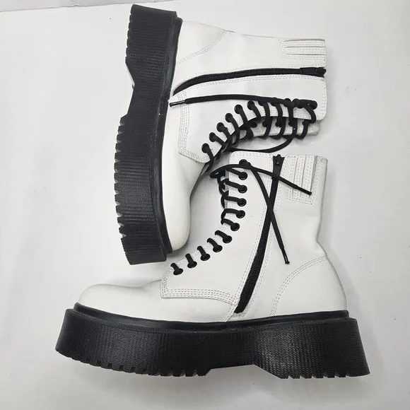 Jeffrey Campbell Sopas Lug Platform Lace Up Boots 8.5 White Chunky