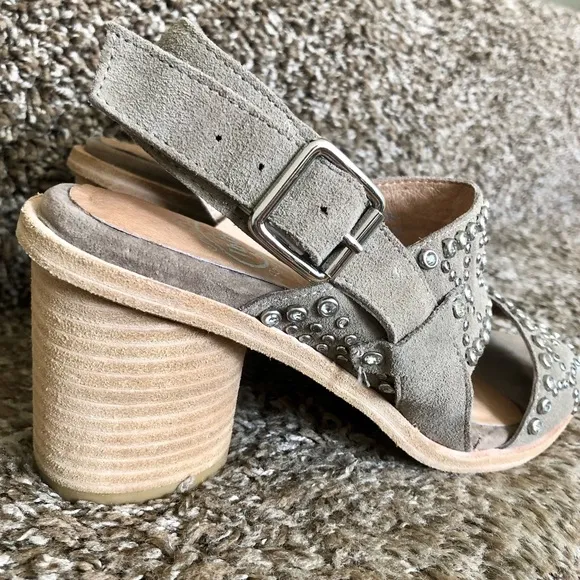 Jeffrey Campbell Taupe Preveza Sandal Stacked Block Studded Bedazzled Heels