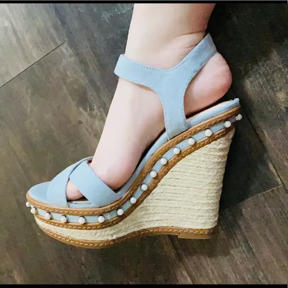 Jessica Simpson Aerali Wedge Sandals