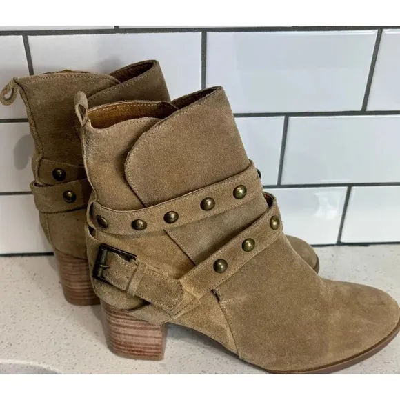 JEVA Designer Womens Suede Leather Studded Ankle Bootie Shoes Caramel Sz 10