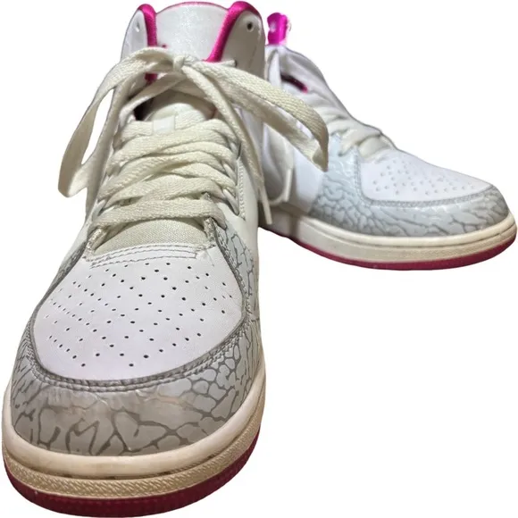 Jordan 1 Flight 3 Youth Size 7y White Red Athletic Training Basketball Sneakers