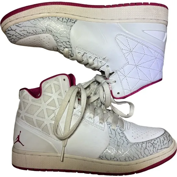 Jordan 1 Flight 3 Youth Size 7y White Red Athletic Training Basketball Sneakers