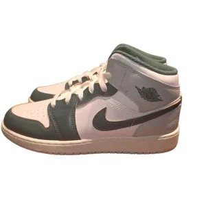 Jordan 1 Mid SE GS Sneaker White Green Sail Size 6.5Y Women's 8 FQ8088 103