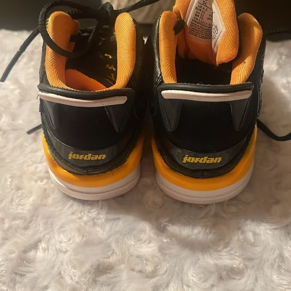 Jordan Black and Yellow Sneakers with Padded Ankle Support