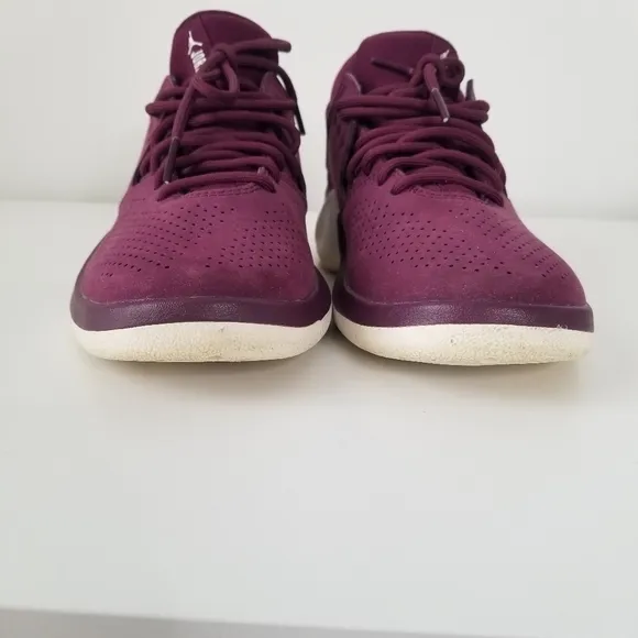 Jordan Flight Fresh Premium Bordeaux Basketball Sneakers Size 5.5Y