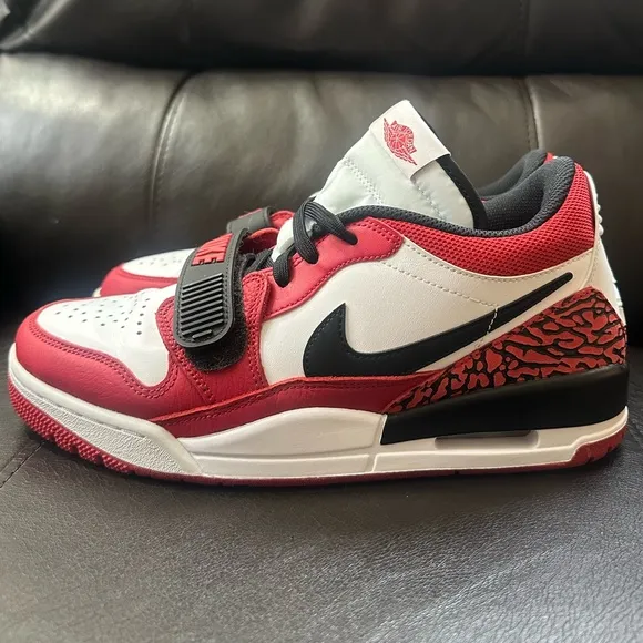 Jordan Legacy 312 Low 'Chicago Red' 2022’ Basketball Sneakers