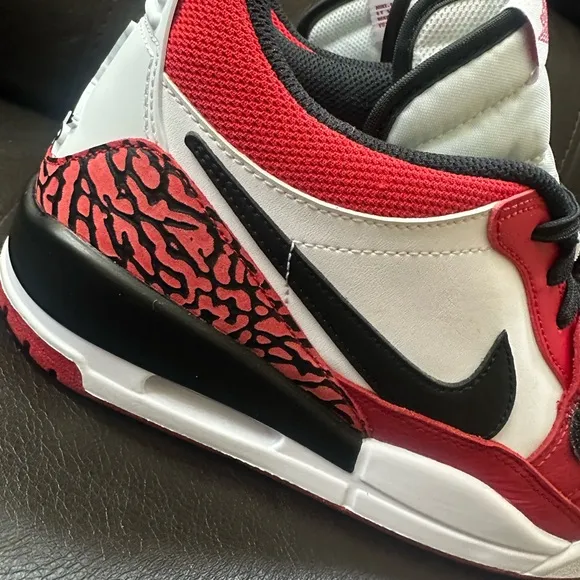 Jordan Legacy 312 Low 'Chicago Red' 2022’ Basketball Sneakers