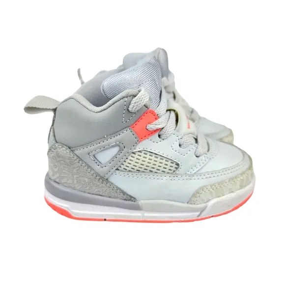 Jordan Spizike Basketball Sneakers