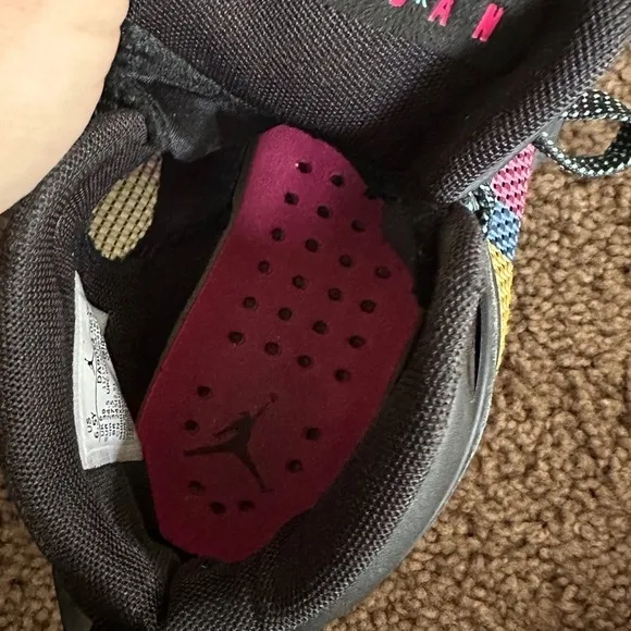 Jordan’s basketball sneakers size 6.5 youth