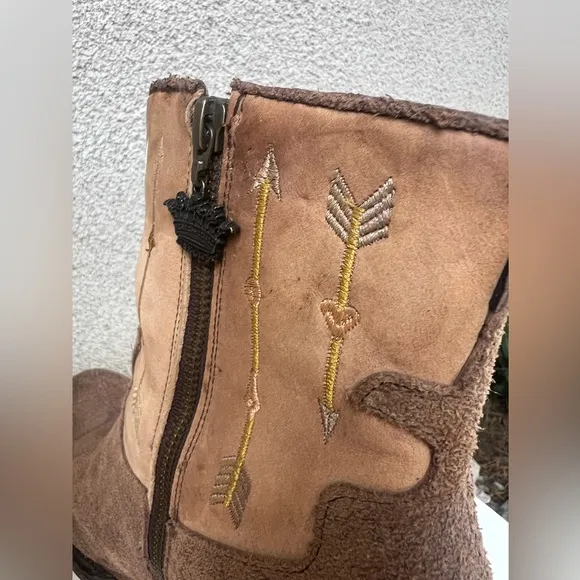 Junk Gypsy by Lane cowboy brown tan booties Wander hearts suede leather sz 11