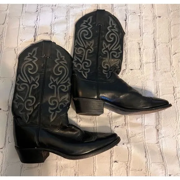 Justin Men's size 8.5EE Wide Classic Western Cowboy Boots Black Tooled Leather