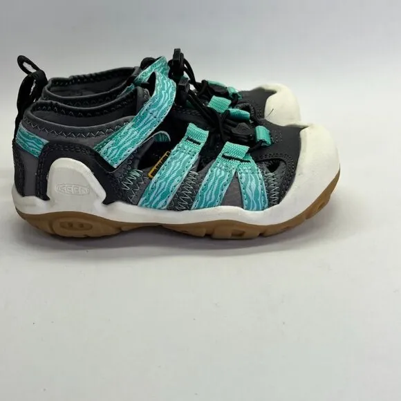 KEEN Knotch Creek Water Hiking Shoes Youth US Size 11 Steel Gray Waterfall Beach