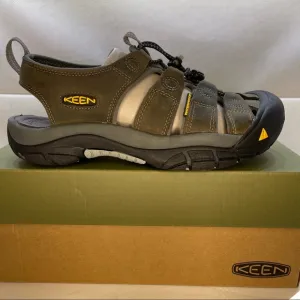 KEEN Newport Leather Sandals Neutral Gray Gargoyle 1010122 Men’s size 8
