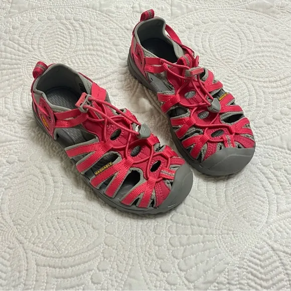 KEEN Newport Sandals Waterproof Outdoor Hiking Pink Gray Size Big Kid 3