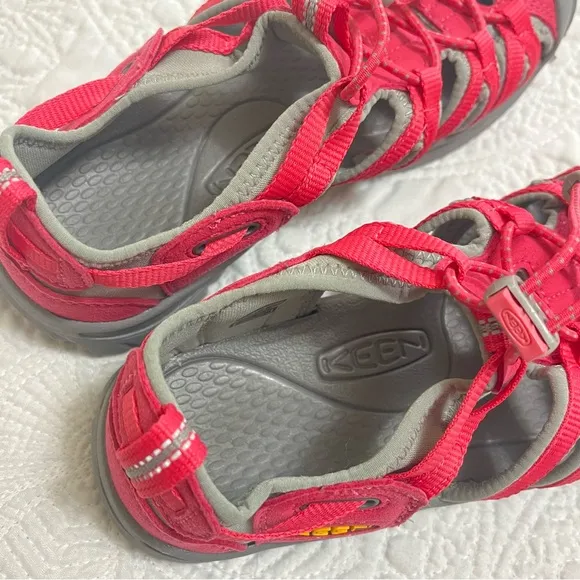 KEEN Newport Sandals Waterproof Outdoor Hiking Pink Gray Size Big Kid 3