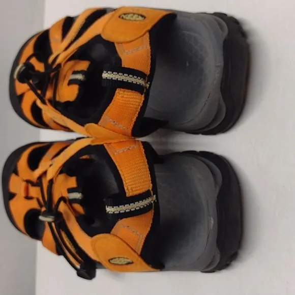 Keen Orange and Black Outdoor Sandals Size 9.5