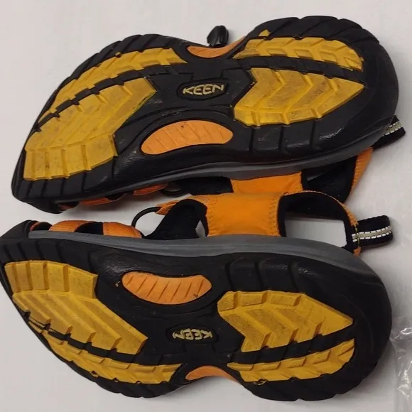 Keen Orange and Black Outdoor Sandals Size 9.5