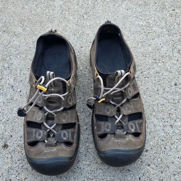 Keen Outdoor Sandals Men Size 11.5