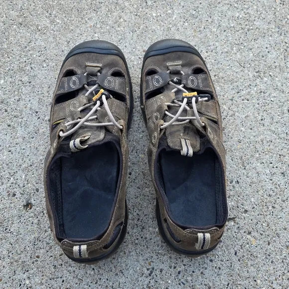 Keen Outdoor Sandals Men Size 11.5