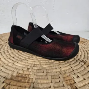 Keen Sienna Red Black Wool Plaid Mary Jane Flats Loafers 7.5