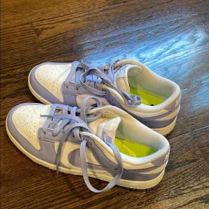 Kids' Nike Purple and White Sneakers