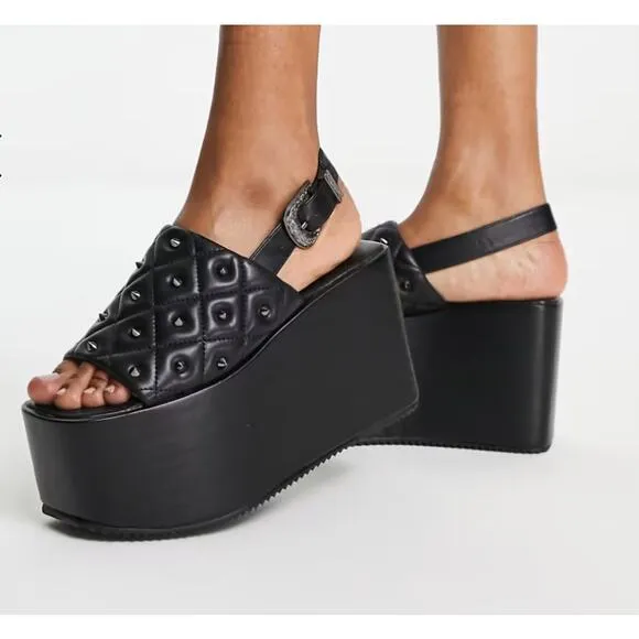 KOI Black Faux Leather Imperial Web Mega Platform Studded Silver Sandals Size 7