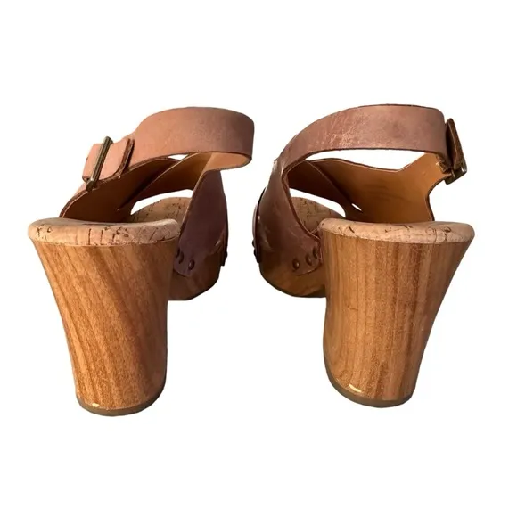 Kork Ease | Leather Buckle Studded Sandals Size 8
