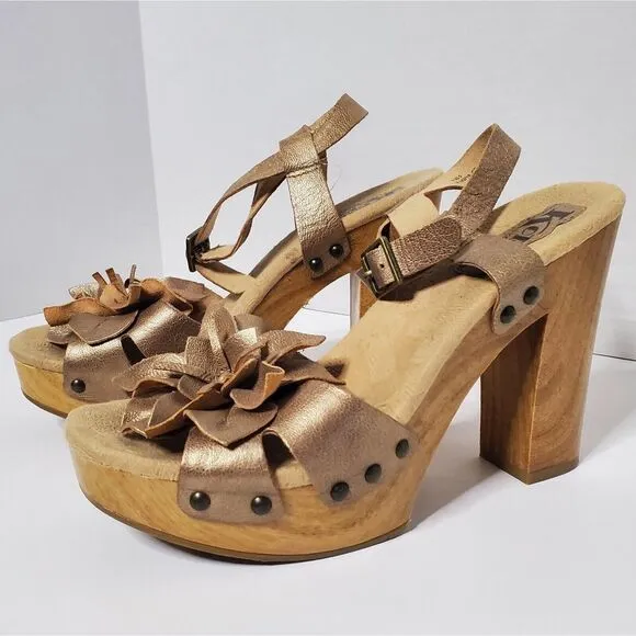 Kork Ease Korks Platform Heel Sandals Size 9 Floral Studded Strappy Gold Women's