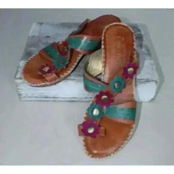 L Artiste Spring Step Lynnie Floral Wedge Sandals 37 Womens 6.5-7 Colorful Artsy