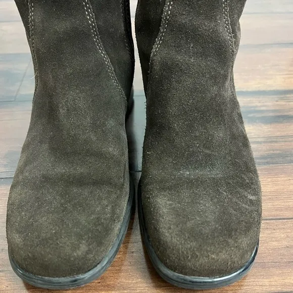 La Canadienne Brown Boots