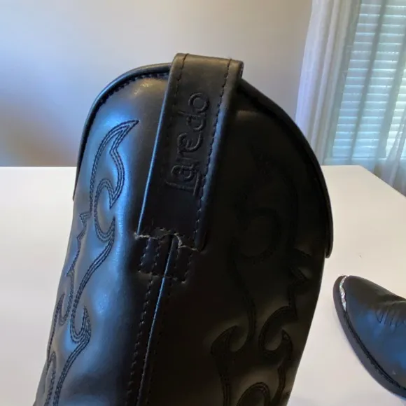 Laredo‎ LC3200 Youth Pointed Toe Leather Black Western Boots Size 4 D