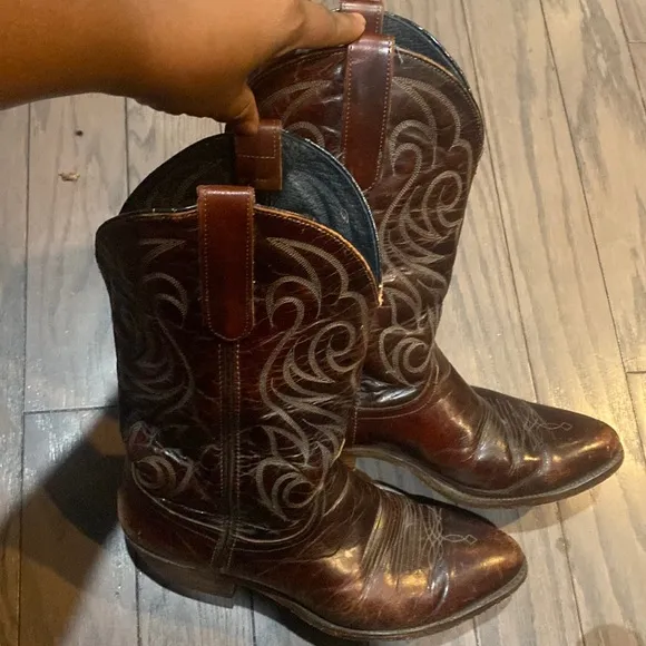 Laredo Men’s 11.5 D Leather Pointed Toe Cowboy Boots