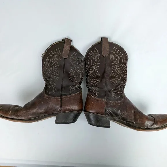 Laredo Vintage Mens 10 D Leather Western Cowboy Boots  Pointed Toe Embroidered