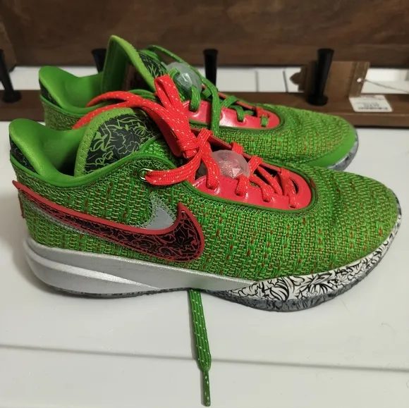 LeBron XX Christmas Basketball Sneakers