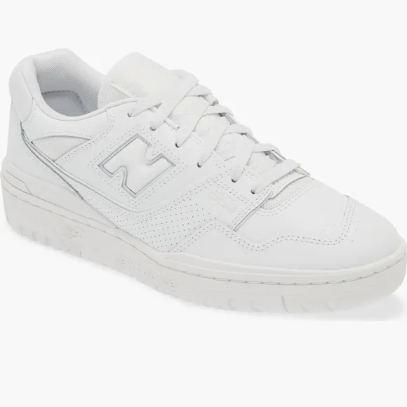 Lightly used New Balance 550 basketball sneakers (Men’s)